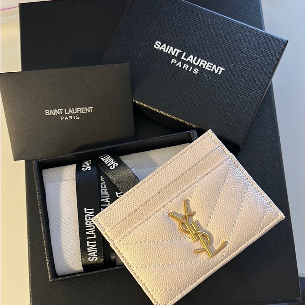NEW Yves Saint Laurent (YSL) Cream Quilted Key Card Holder - Full inclusion